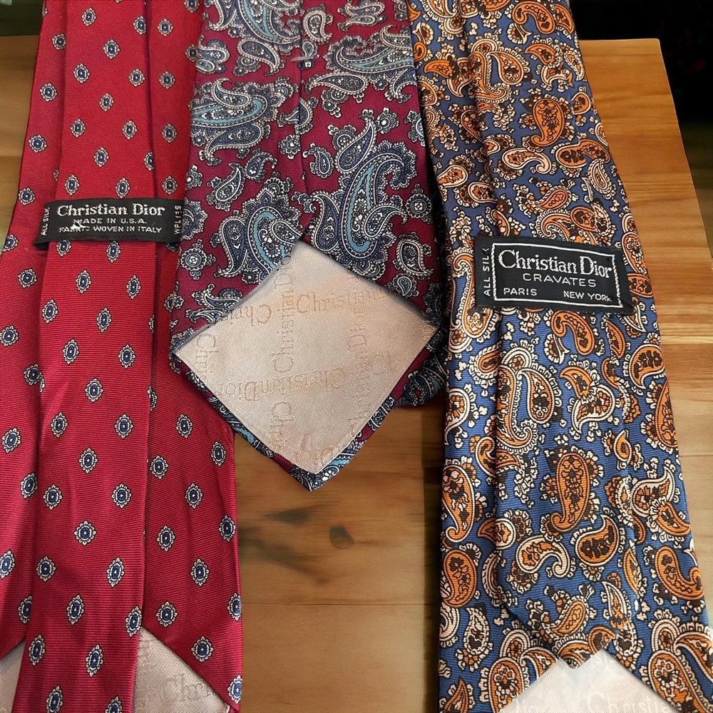3 Christian Dior ties